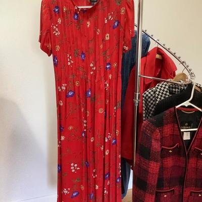 106: Ladyâ€™s Dresses and Jackets