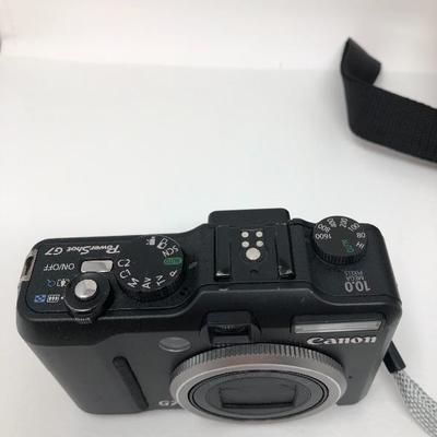 093:  Canon Powershot Camera With Charger