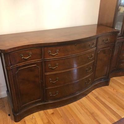 009: Vintage Dining Buffet