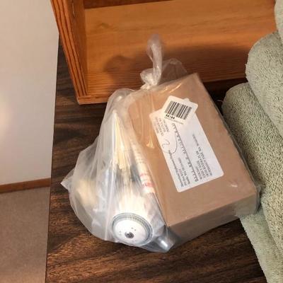 206:   Bathroom Towels, Beauty Supplies, and Misc. Items