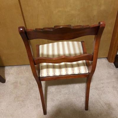 210: Bassett Vintage Dresser and Two Chairs