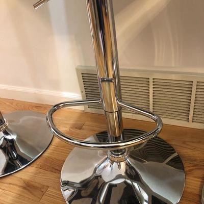 038: Four Like New Adjustable Vinyl Bar Stools 