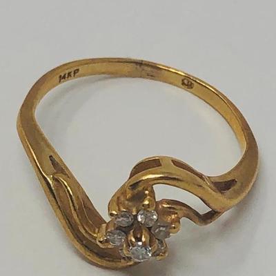 019:  14 K P Gold Diamond Ring 