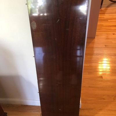 008:  Antique Clawfoot Dining Table with 6 Chairs 