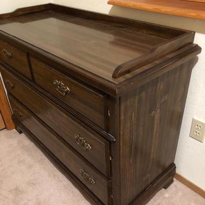 210: Bassett Vintage Dresser and Two Chairs