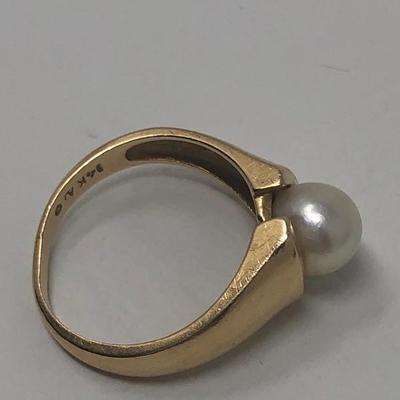 020:  14 K Gold Pearl Ring 