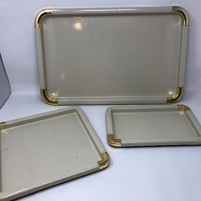 090:   Sun Pacific Serving Trays, Serving Spoons, Shadowbox Art and Shell Panda
