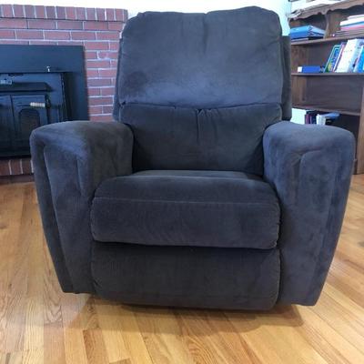 005: La-Z-Boy Recliner Rocker 