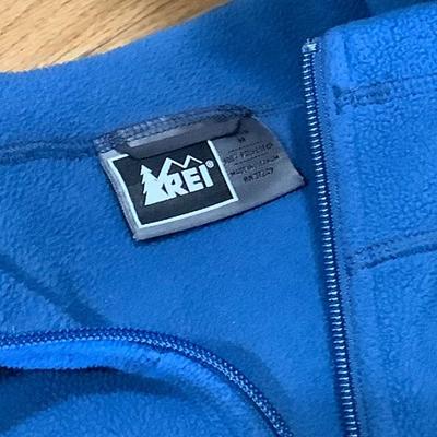 103: Pendleton, REI, POLO and other Menâ€™s Shirts, Vests, Pants and Belts