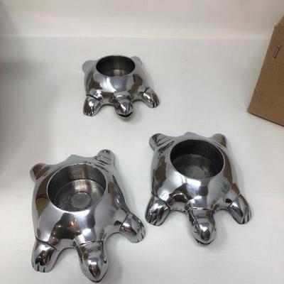 083:  Silver Toned Turtle Tea Light Holder and other Trinkets
