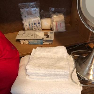 206:   Bathroom Towels, Beauty Supplies, and Misc. Items