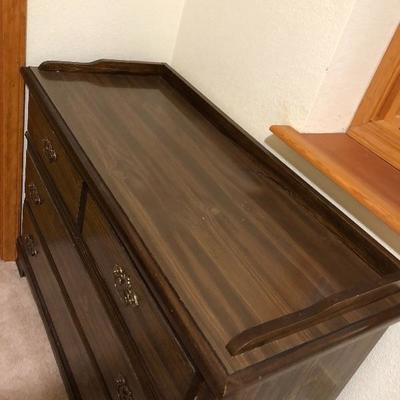 210: Bassett Vintage Dresser and Two Chairs