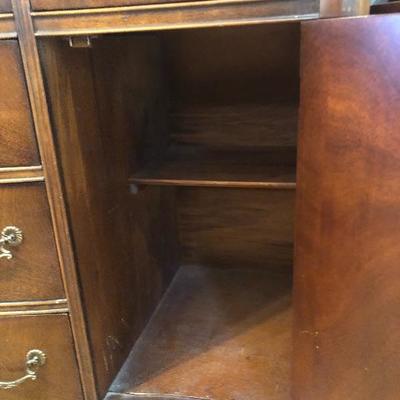 009: Vintage Dining Buffet