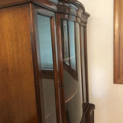 010:  Vintage Dining  Hutch 