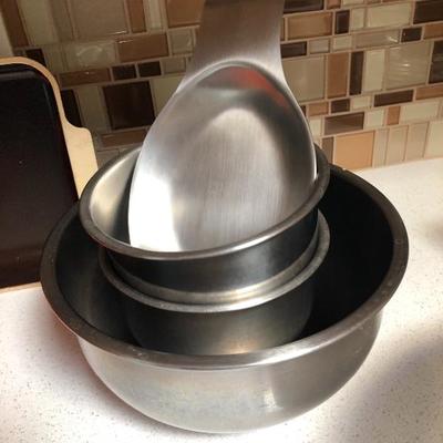 219:  Random Kitchen Items 