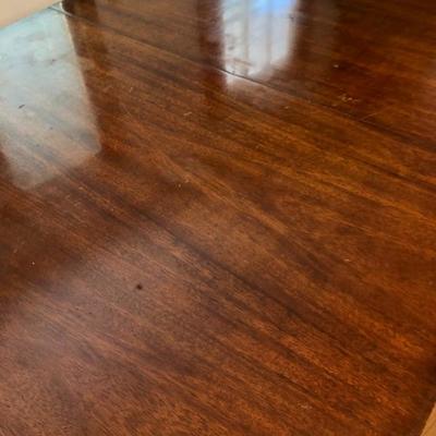 008:  Antique Clawfoot Dining Table with 6 Chairs 