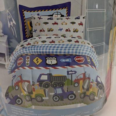 Dream Factory Kid's Tractor Blanket & Sheet Set, Twin - New