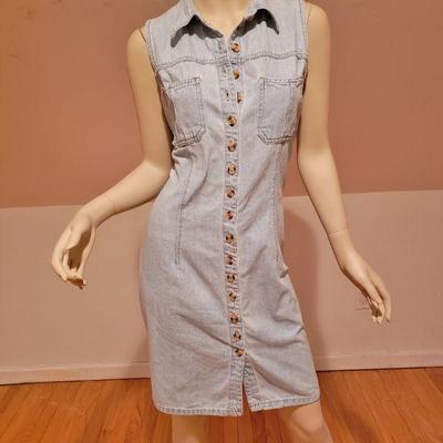 Vtg Bill Blass Chambray Denim Button front dress