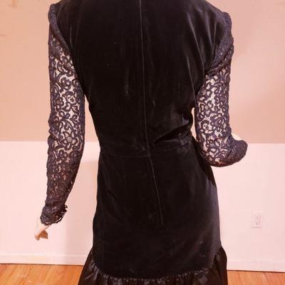 Vtg Guy Laroche Boutique demi Couture Lace velour dress Paris