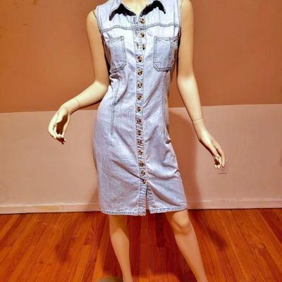 Vtg Bill Blass Chambray Denim Button front dress