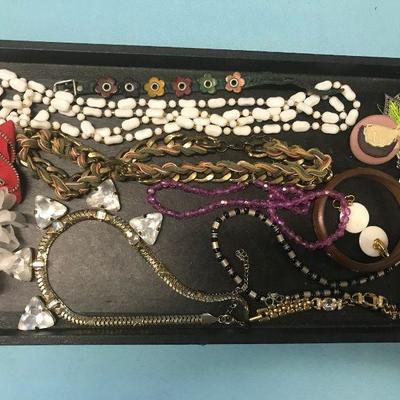 Vintage to Now Jewelry-Lot 255