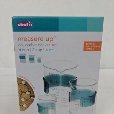 Chef'N Measure Up Adjustable Beaker Set - New