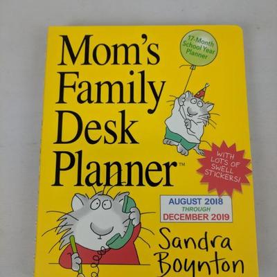 Mom's Family Desk Planner - New