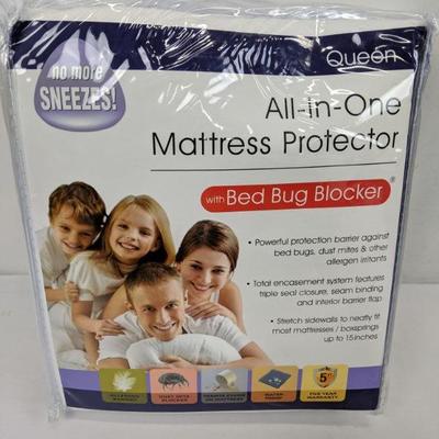 All-in-One Mattress Protector with Bed Bug Blocker, Queen - New
