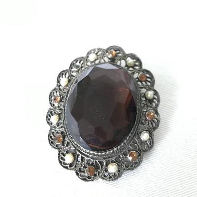 Lot 366 - Vintage Jewelry Assortment