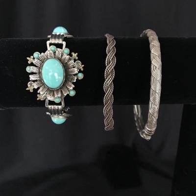 Lot 365 - Sterling Silver and Stone Jewelry