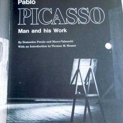 Lot 12: Modern Art Books Boxed Lot #5