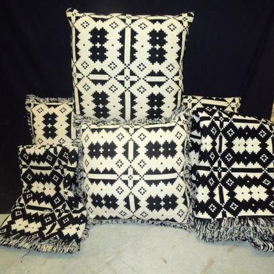 Lot 209: 100% Wool Throw Pillow and Blanket Set by Mystic Traders