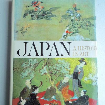 Lot 31: Japanese Culture and Style Books Boxed Lot 