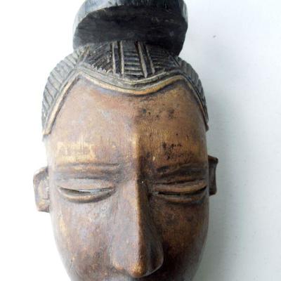 Lot 40: Guro Tribe Ceremonial Mask 19th - 20th Century