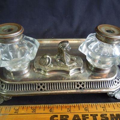 Lot 122: Egyptian Revival Sphinx Double Ink Well Set English 19th Century