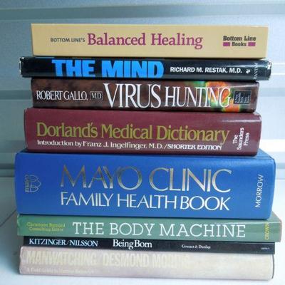 Lot 29: Medical and Reference Book Boxed Lot #2