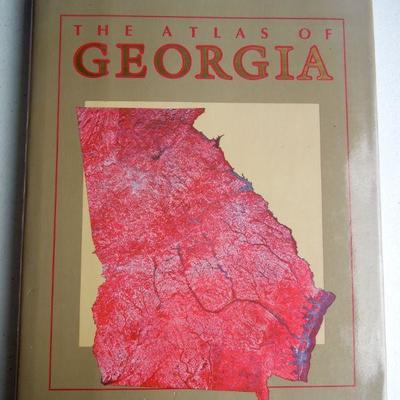 Lot 37: Vintage New Century Dictionary 2 Vol Set and Atlases