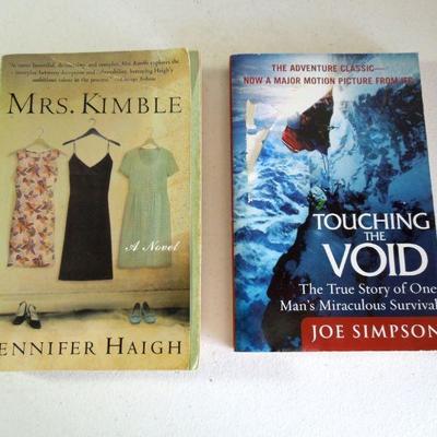 Lot 84: Mixed Lot of  Collectible Books
