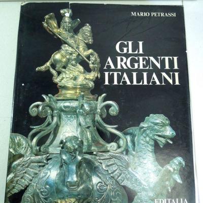 Lot 86: Mixed Lot of Art Books