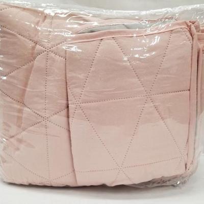Mainstays 3 Piece King Triangle Embossed Quilt Set - Pink/Gray - New