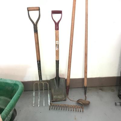 Lot 64 - Yard Tools and Garden Cart
