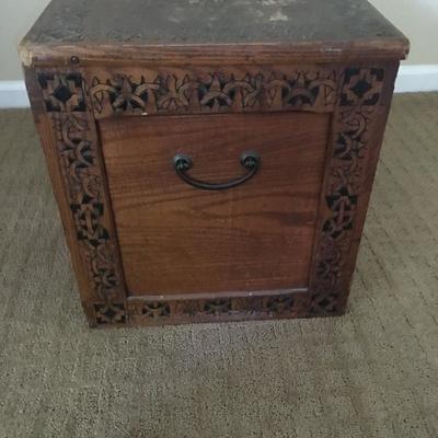 Lot 94 - Wooden Trunk and Games