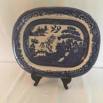 Lot 18 - Blue Dishes