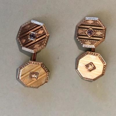 Lot 59 - Cufflinks and Shield Buttons
