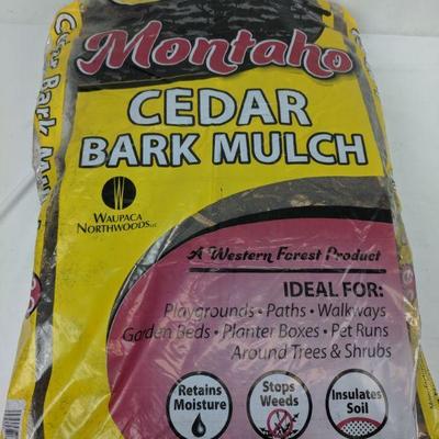 Montaho Cedar Bark Mulch, 56.6 Liters - New