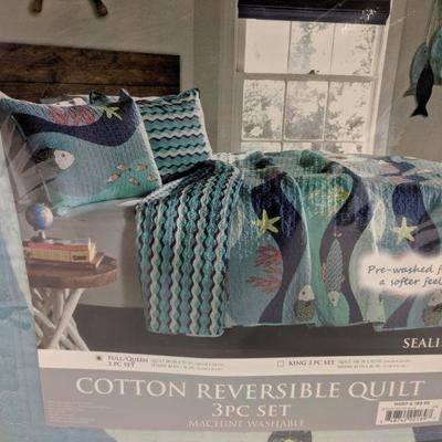 Lush Sealife Cotton Reversible Quilt 3 Piece, Queen - New