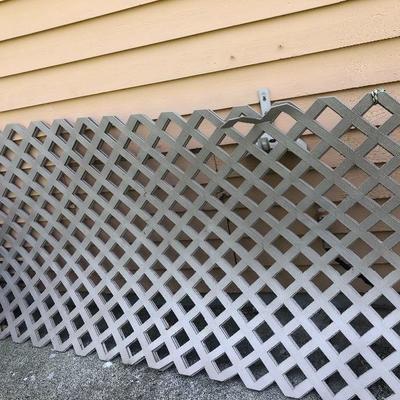 161:  Four 4x8 Resin Lattice and 20 foot Werner  Aluminum Ladder
