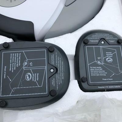 305: Roomba Discovery iRobot Vacuum In Box