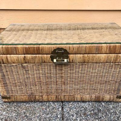 316:  Vintage Wicker Chest with Glass Top 