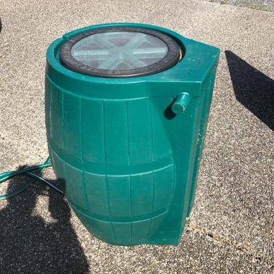 164:  Rain Barrel with Hose Attachment